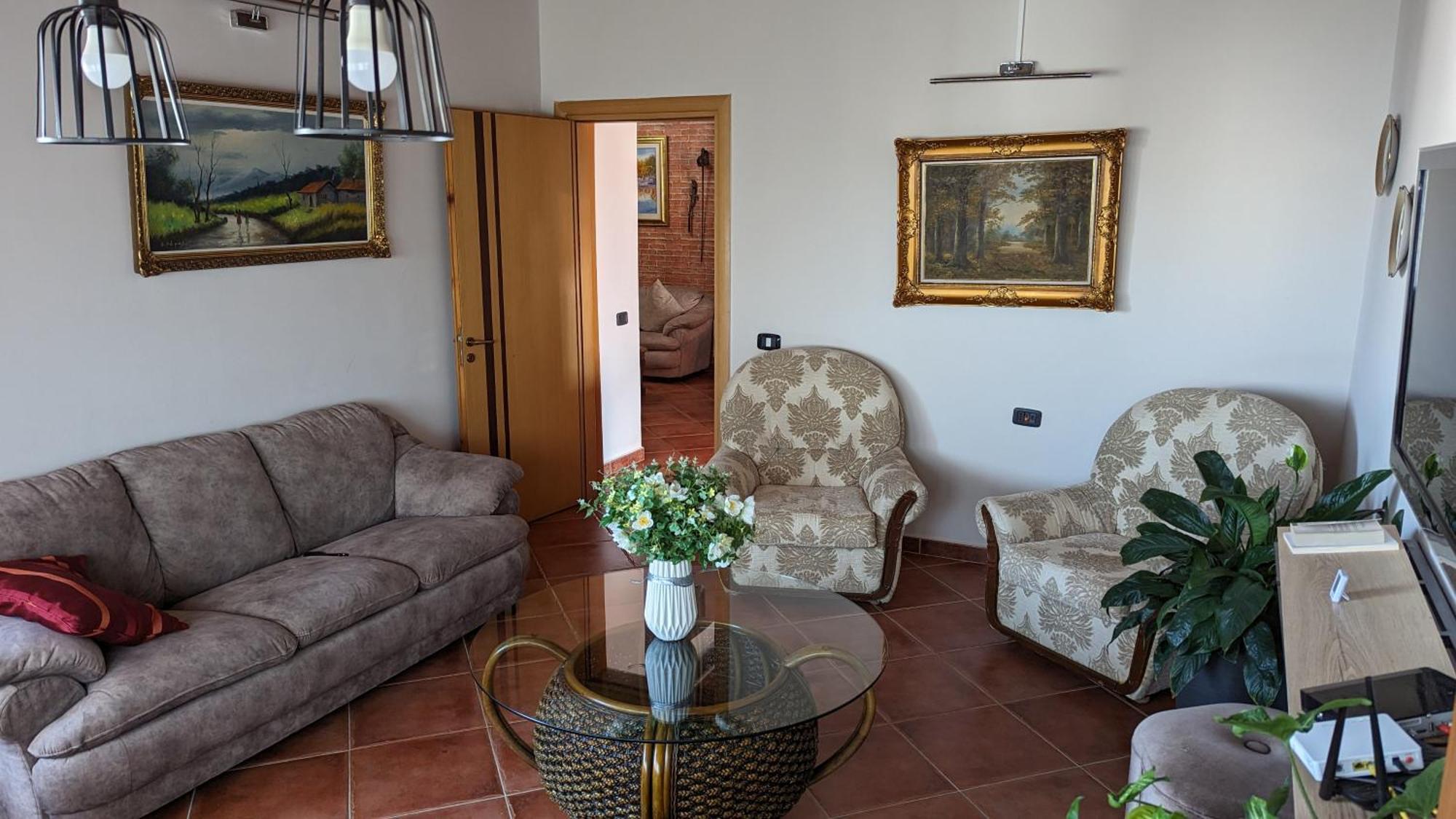 Venus - Cozy Apt With Terrace فلورا المظهر الخارجي الصورة