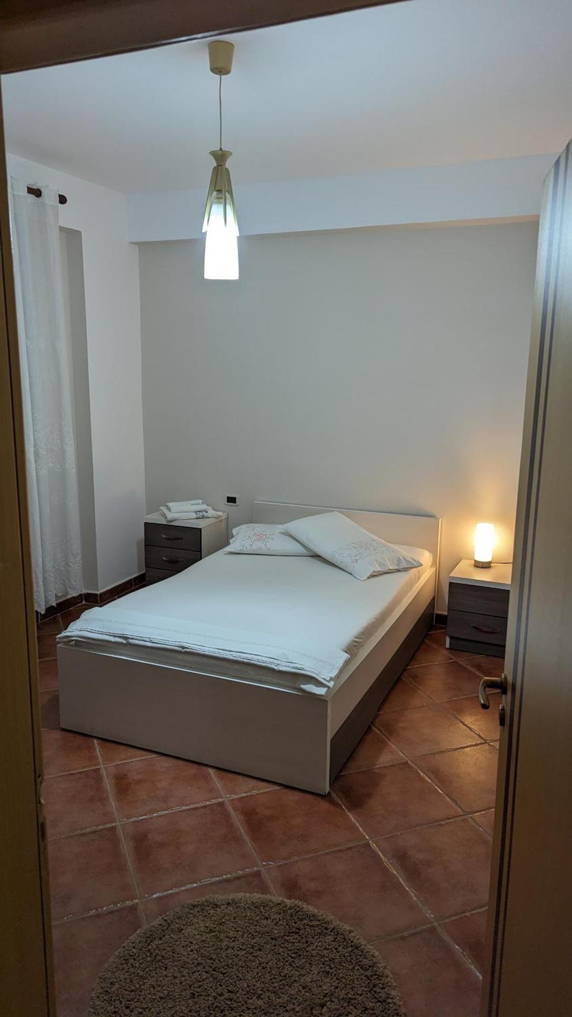 Venus - Cozy Apt With Terrace فلورا المظهر الخارجي الصورة