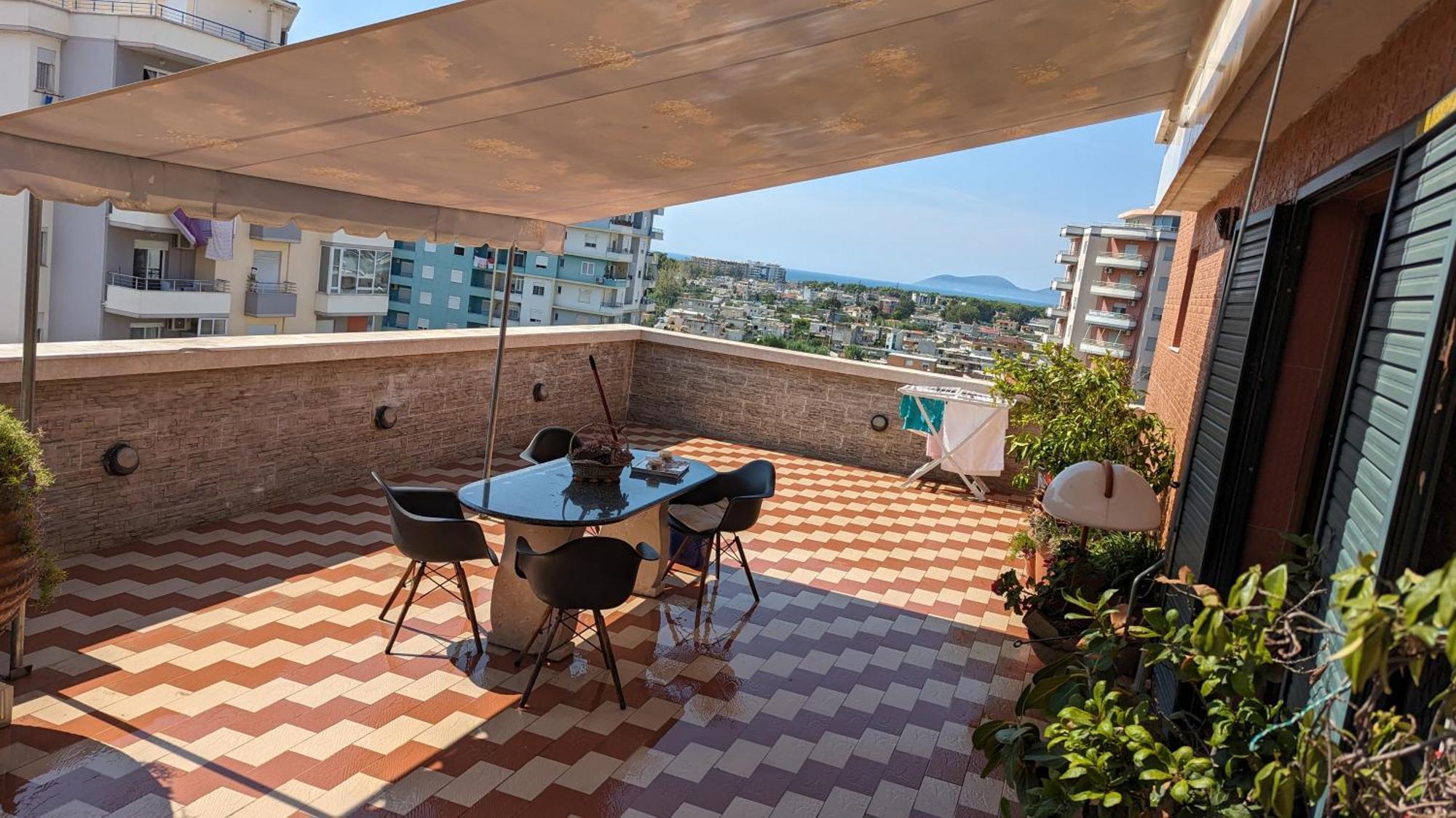 Venus - Cozy Apt With Terrace فلورا المظهر الخارجي الصورة